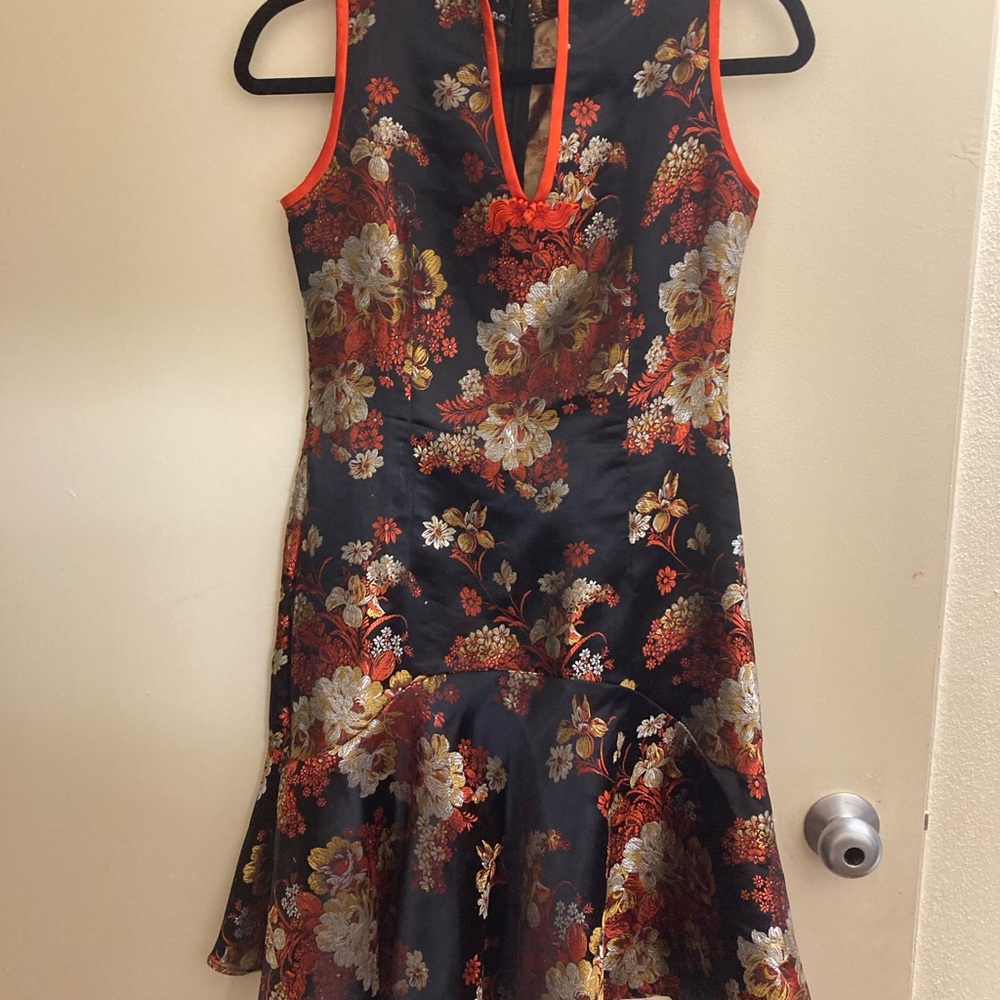 Black floral qipao